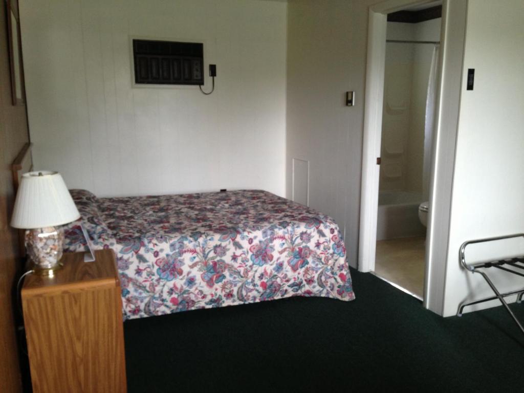 Capri Motel Mackinaw City Rum bild