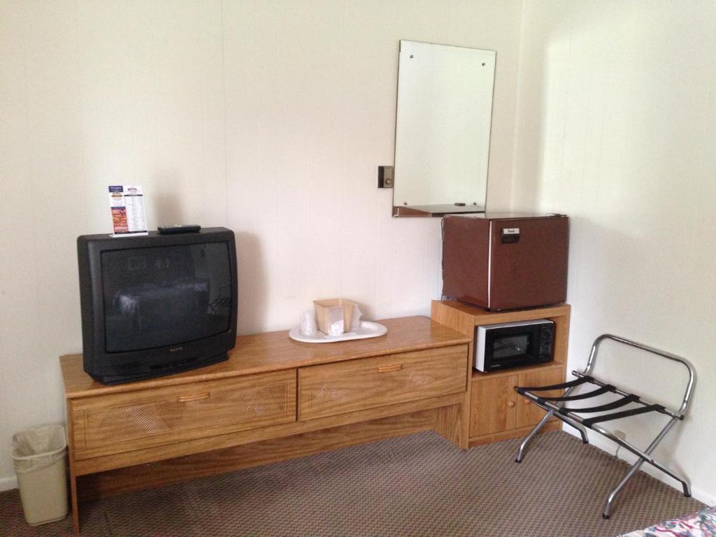 Capri Motel Mackinaw City Rum bild